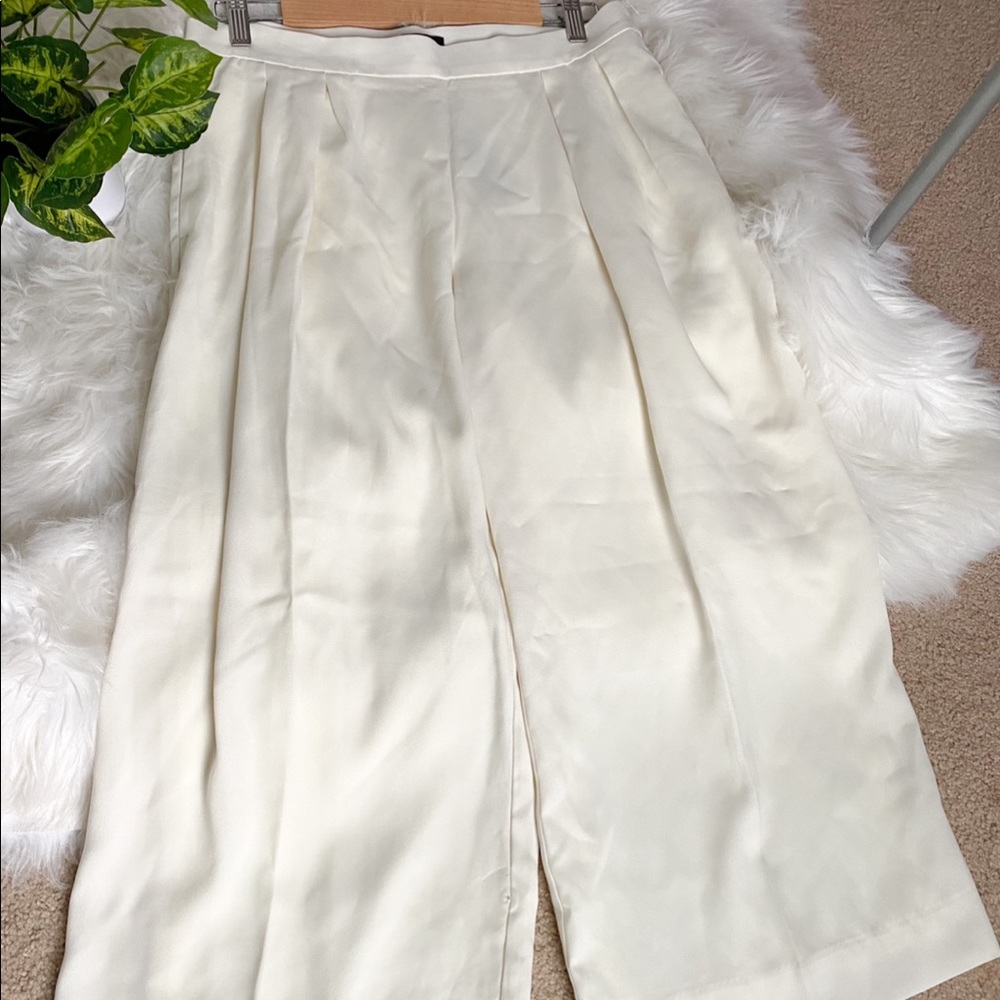 NWT Banana republic pleat pants